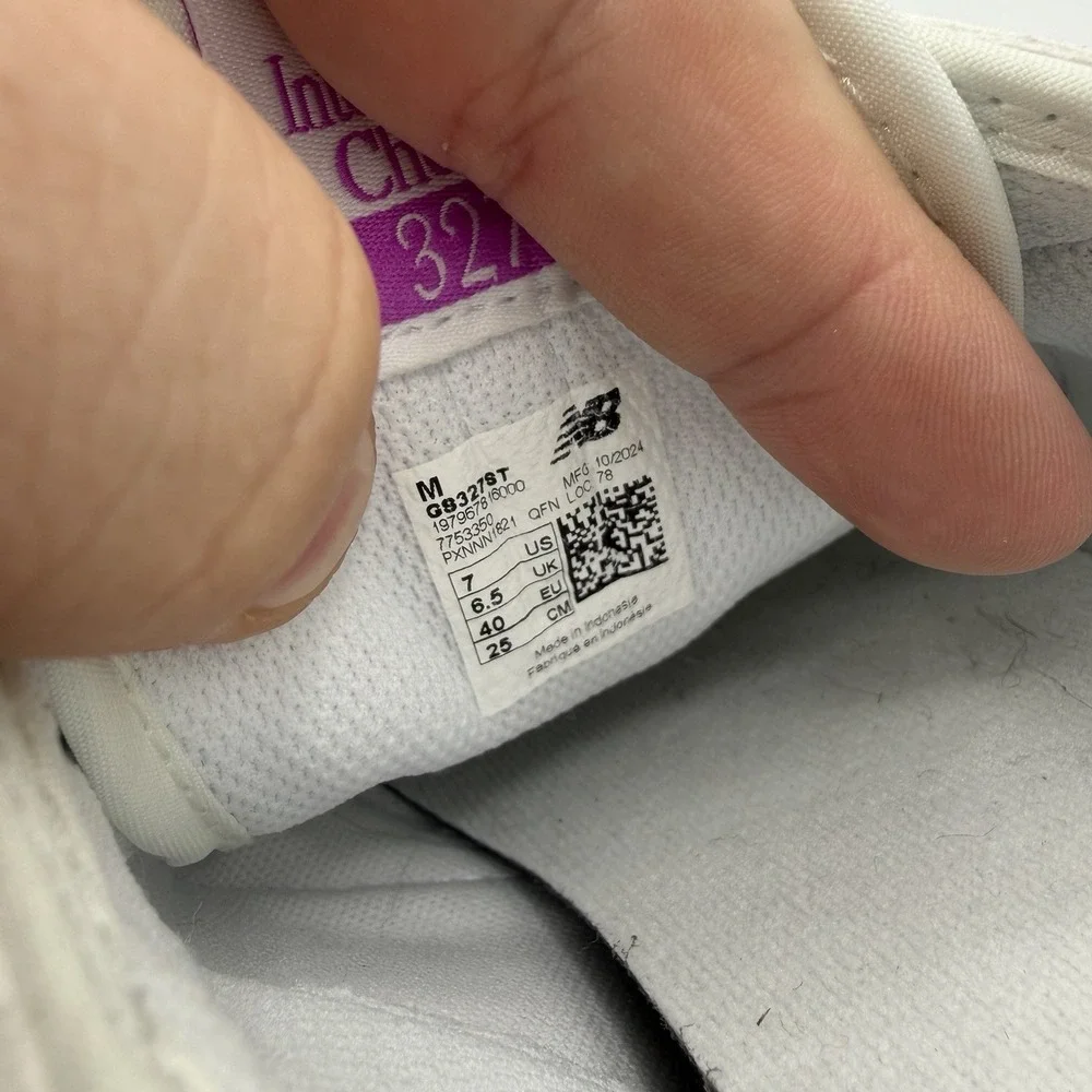 New Balance 327 Shoes‎ YOUTH Kids Size 7 White Purple Sneakers Unisex GS327ST